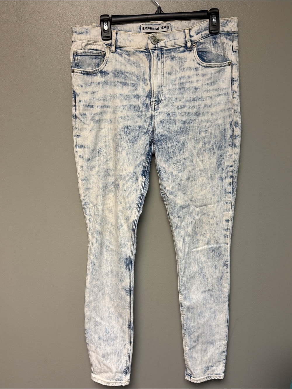 Express Legging High Rise Skinny Jeans – Women’s Size 12 – Acid Wash